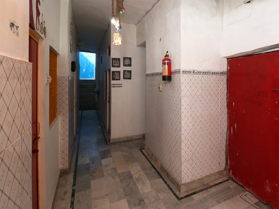 SPOT ON 38429 Hotel Namastey, Shilpgram, Agra
