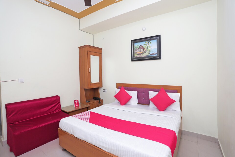 OYO 38520 Hotel Silverspoon, Muzzafarnagar City, Muzzafarnagar