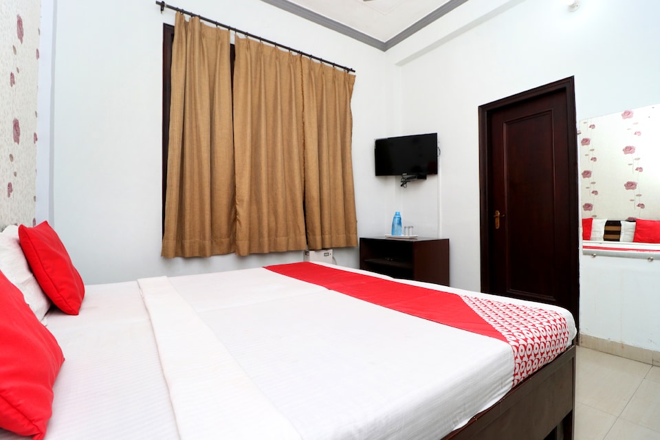 OYO 38521 Hotel Big Way, Nahan, Nahan