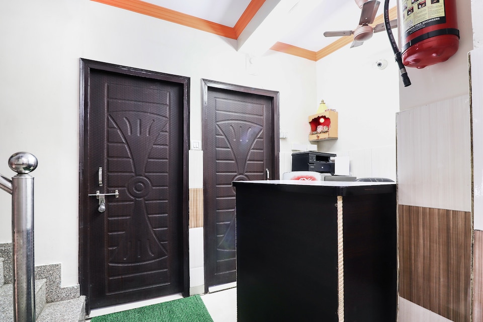 SPOT ON 38536 Hotel Fame International, Charbagh Lucknow, Lucknow