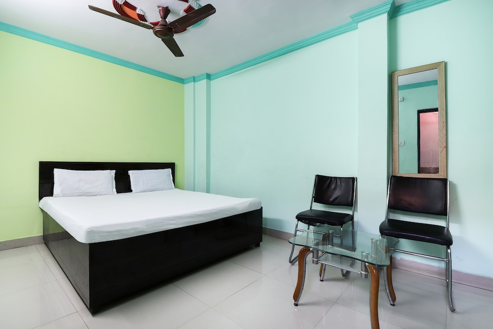 SPOT ON 38536 Hotel Fame International, Charbagh Lucknow, Lucknow