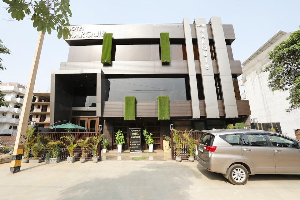 Capital O 38563 Hotel Marquis, Golf Course Road, Gurgaon