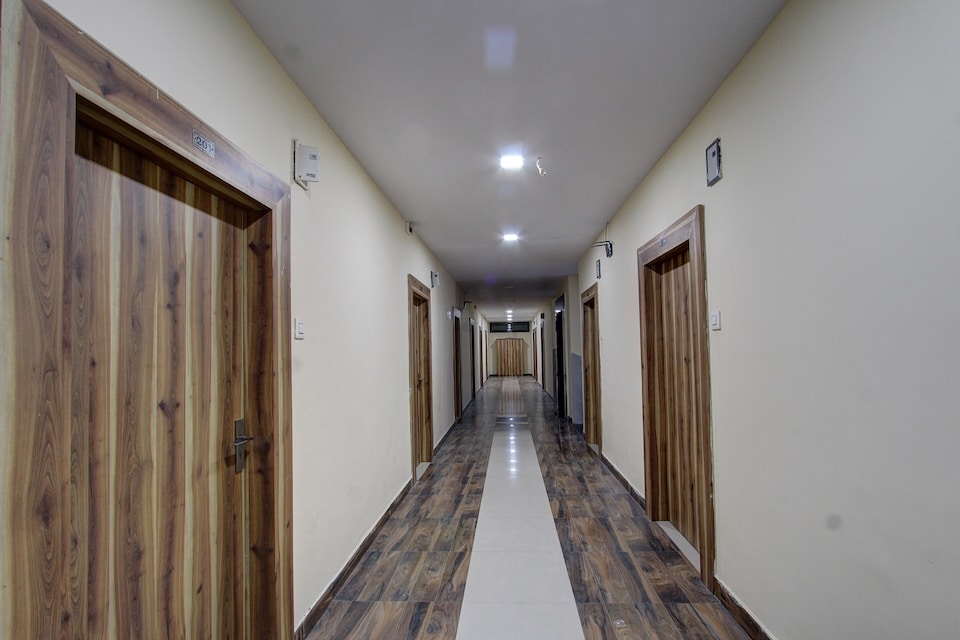 Collection O Mk Hotel And Lodge, Gulbarga, Gulbarga