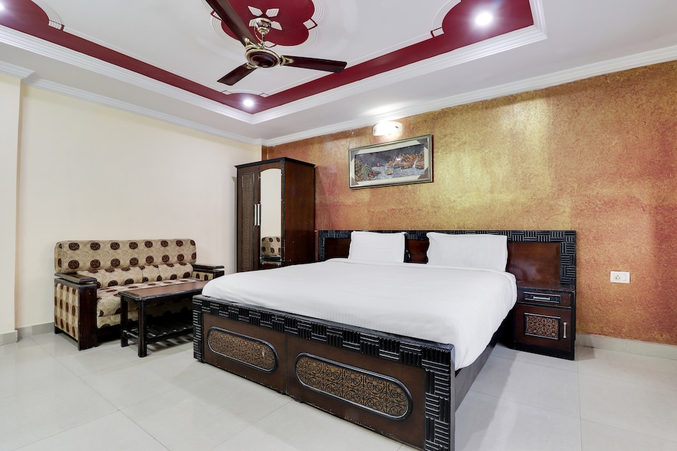 SPOT ON 38567 Hotel Aryan, Gomti Nagar Lucknow, Lucknow