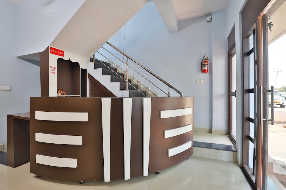 OYO 38589 Rajguru Guest House, Bhuj, Bhuj