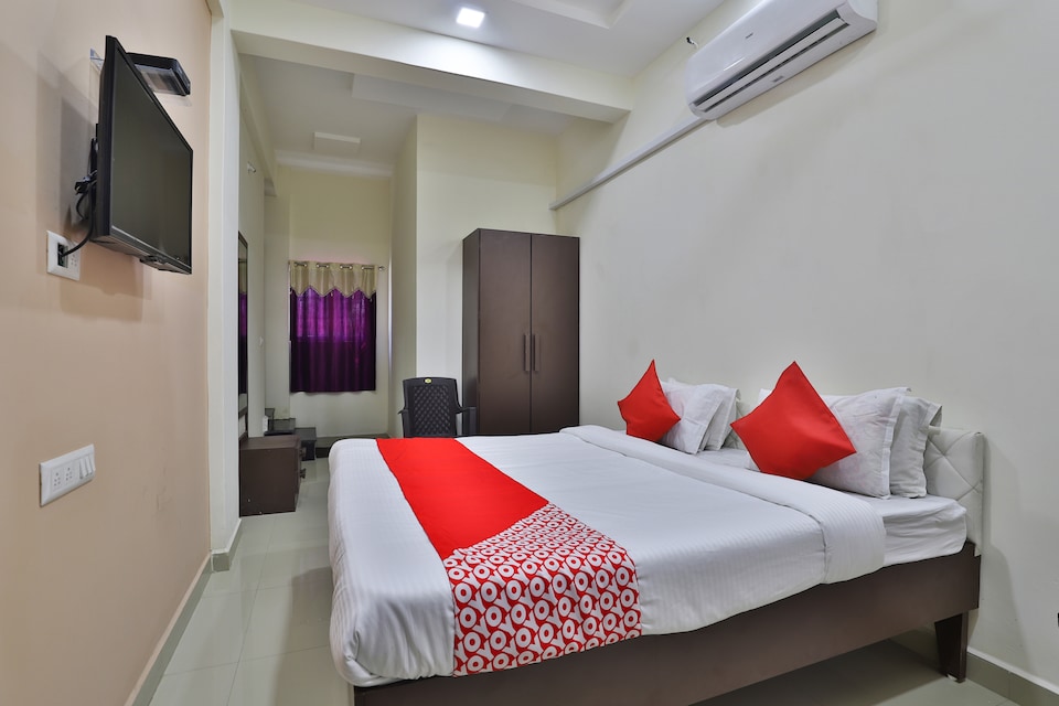 OYO 38589 Rajguru Guest House, Bhuj, Bhuj
