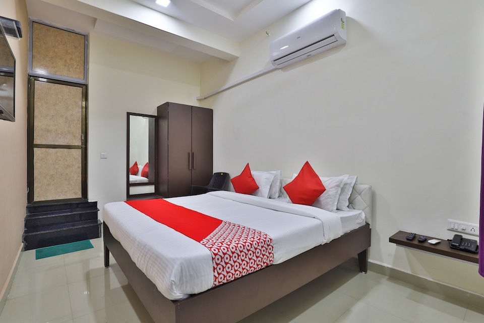 OYO 38589 Rajguru Guest House, Bhuj, Bhuj