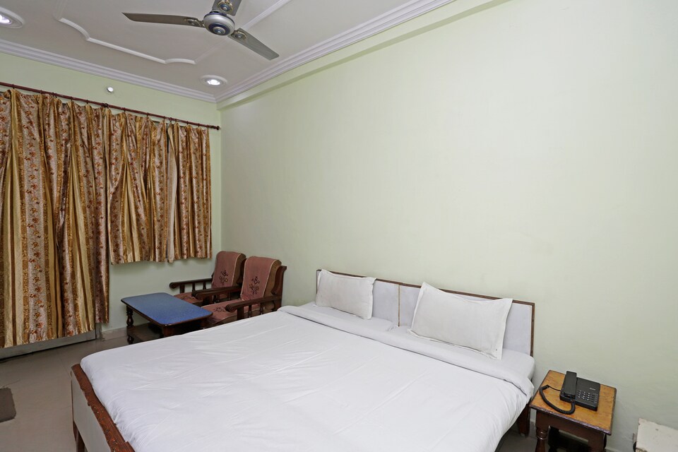 SPOT ON 38590 Hotel Rama Palace, Hardoi, Hardoi