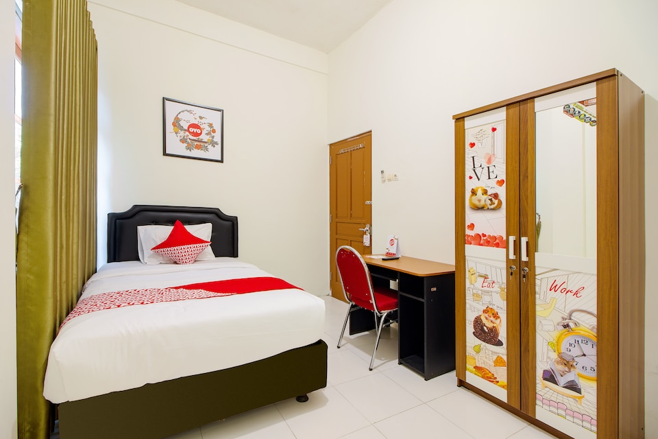 OYO 851 Rumah Mumu Kost & Homestay, Godean, Yogyakarta