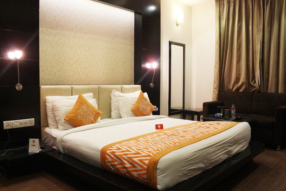 OYO 3696 Hotel Anand Castle, ISBT Kashipur, Kashipur