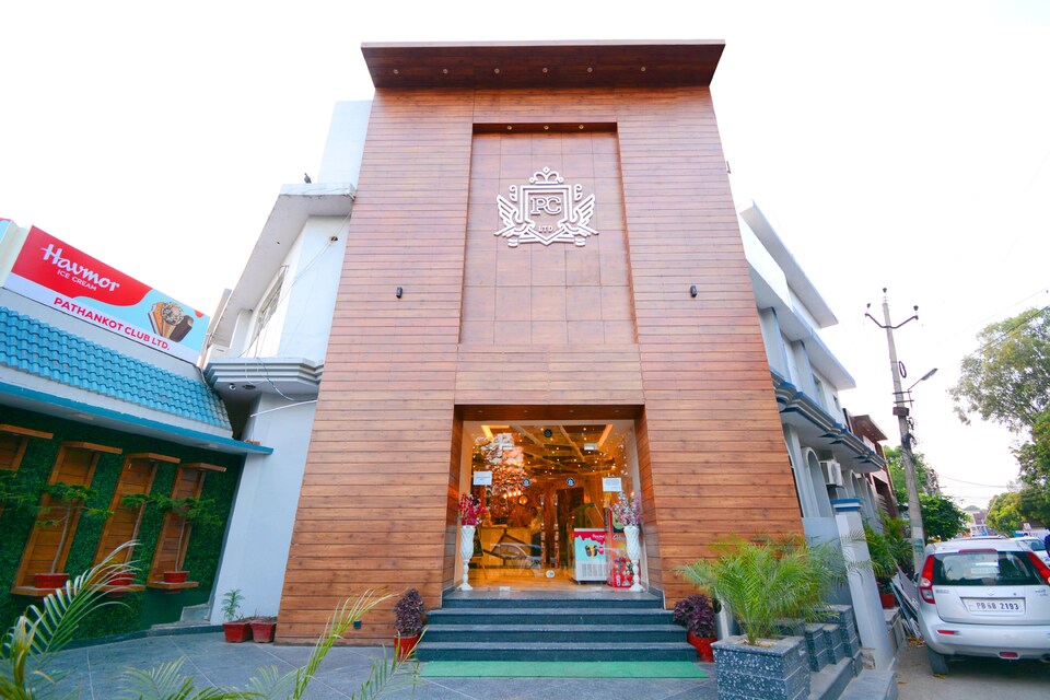 Capital O 38623 Pathankot Club, Pathankot, Pathankot