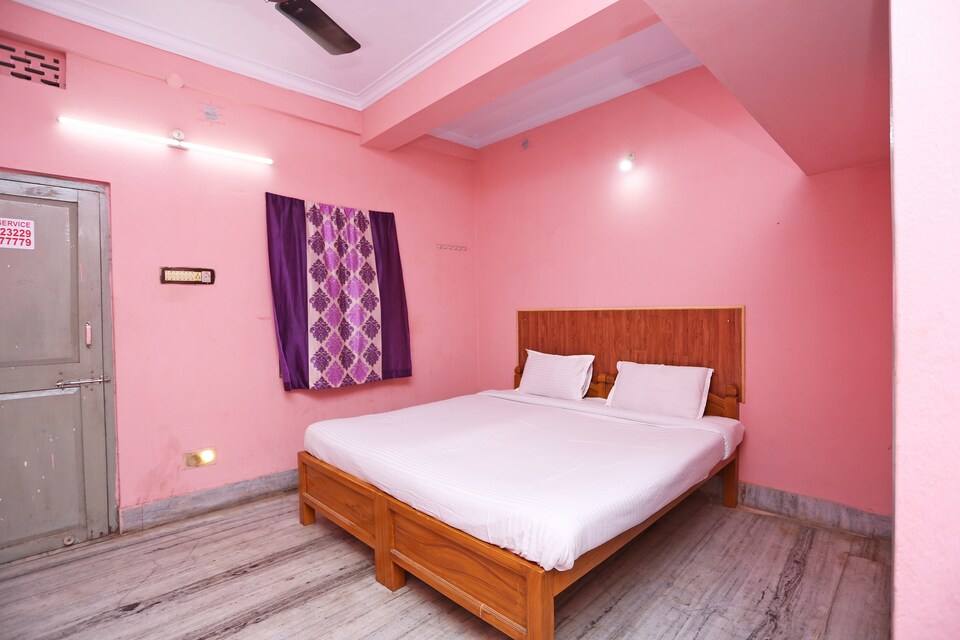 SPOT ON 38624 Anarkali Rest House, Behrampur, Behrampur