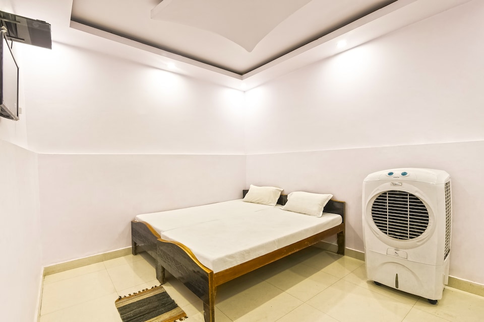 SPOT ON 38636 Shailshiv Atithi Bhavan, Mirzapur, Mirzapur