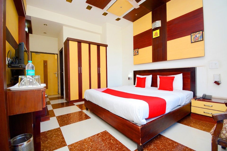 OYO 38638 Hotel Hill Inn, Dharampur Kasauli, Kasauli