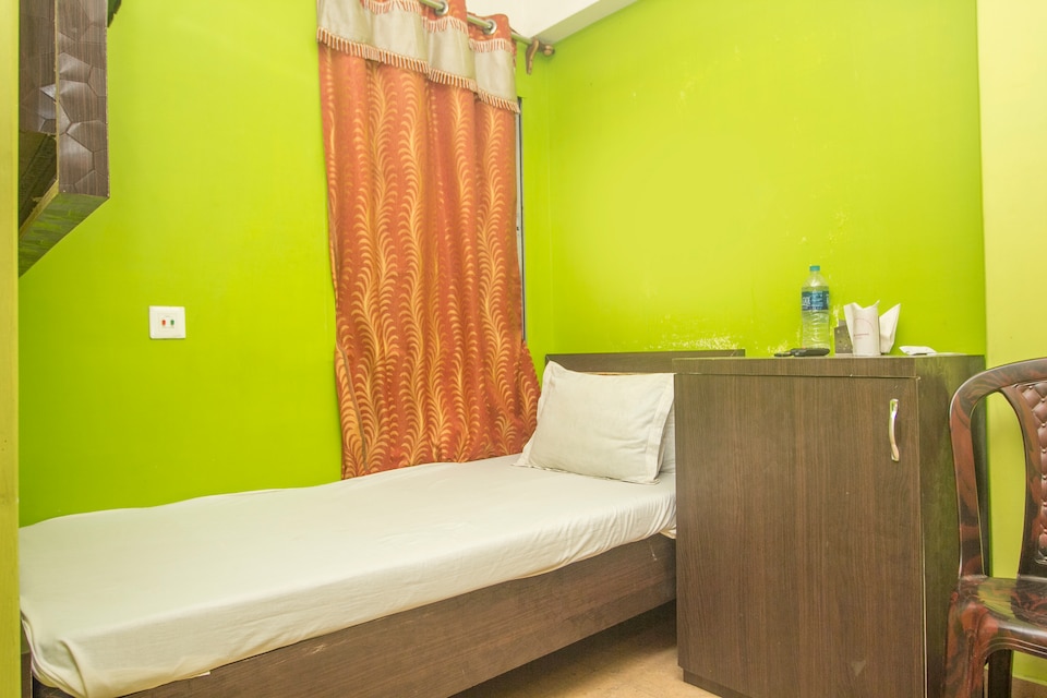 OYO 38642 Hotel Sarojini Palace, Falakata, Alipurduar
