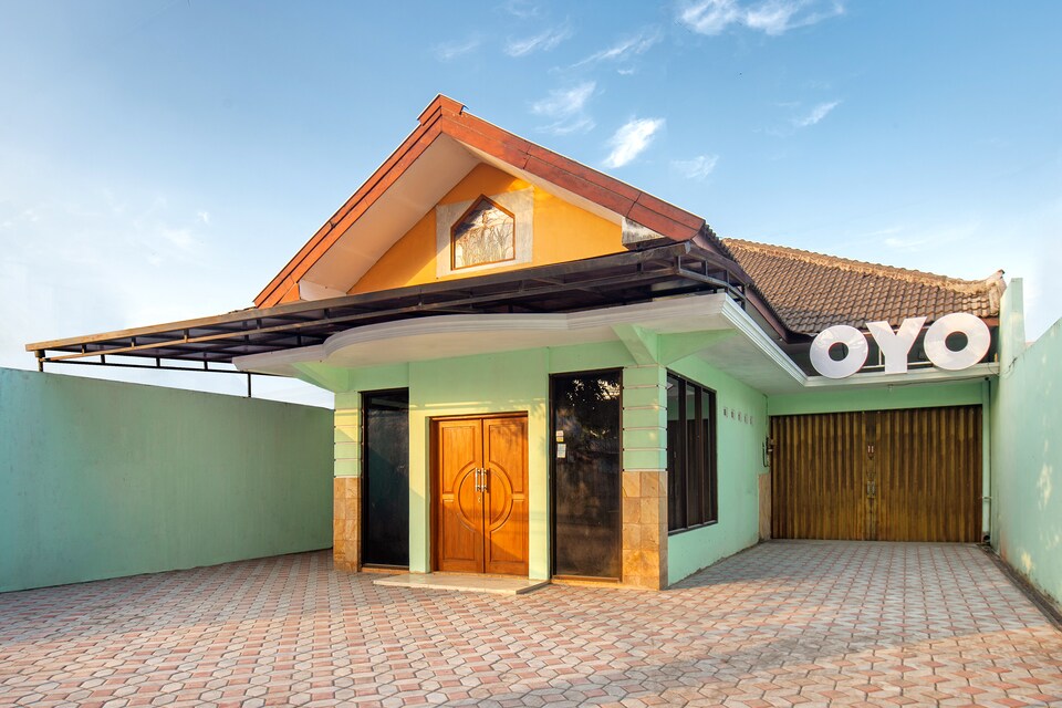 OYO 855 Wisma Arsanta, Maguwoharjo, Yogyakarta