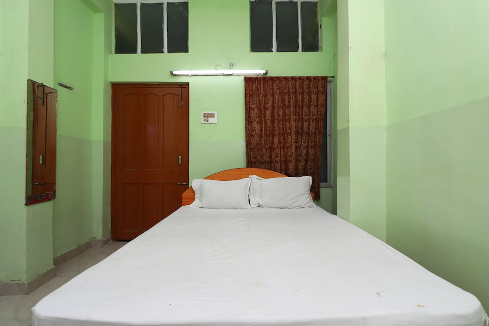 SPOT ON 38673 Hotel Ganga, Darbhanga city, Darbhanga