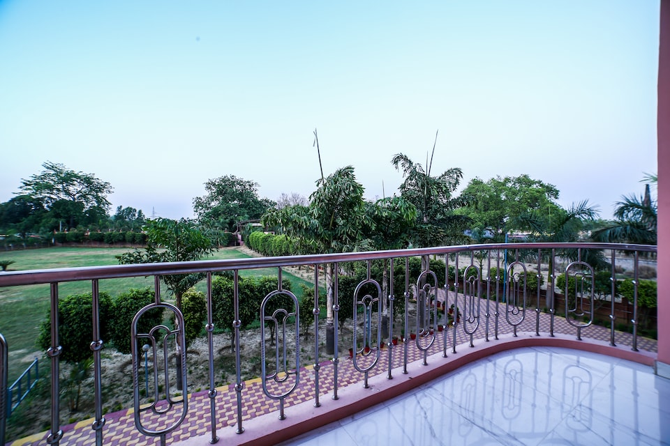 OYO 38680 Ban Sarita Resort, Bahraich, Bahraich