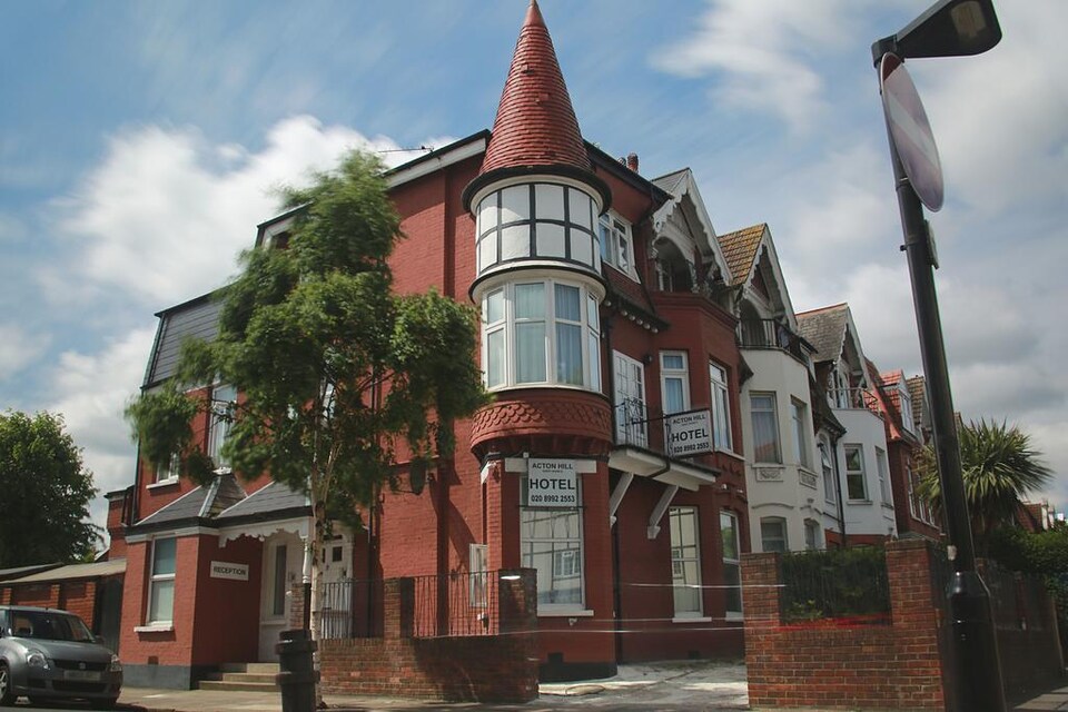 OYO Lifestyle Acton, Wembley London, London