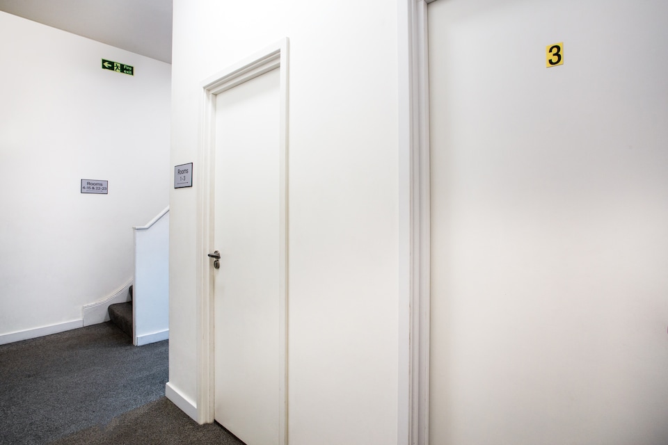 OYO Lifestyle Wembar, Wimbledon London, London