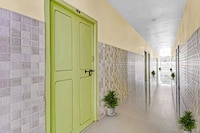 Super Hotel O Sridhar