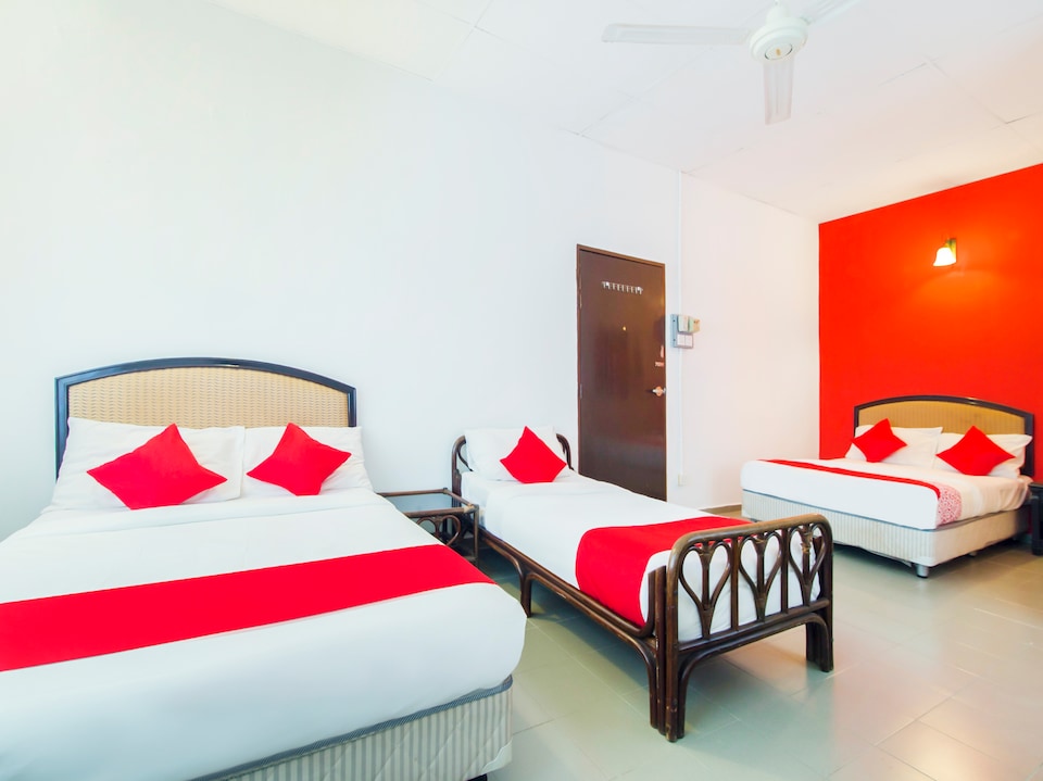 OYO 1093 Forest Paradise Inn, Batu Ferringhi, Batu Ferringhi