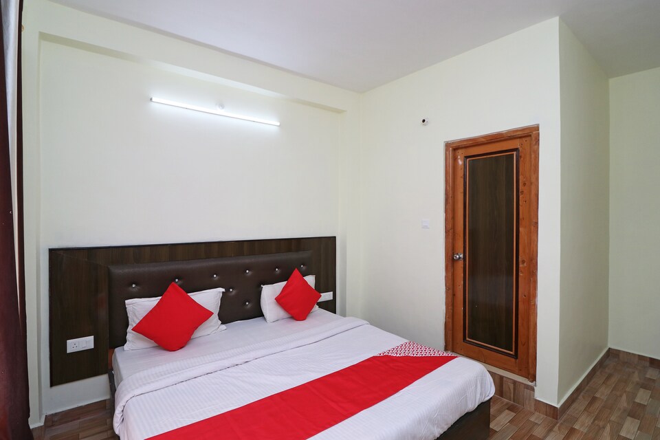 OYO 38712 Rk Guest House, Banikhet, Dalhousie