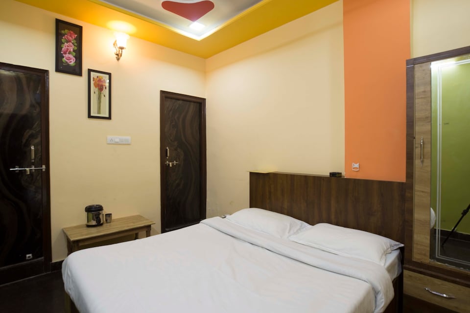 OYO 38714 Hotel Jaydeep Palace, Goverdhan Sagar, Udaipur
