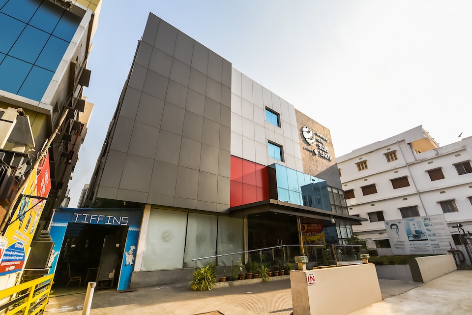 Capital O 38717 Hotel Blue Earth, Srikakulam, Srikakulam