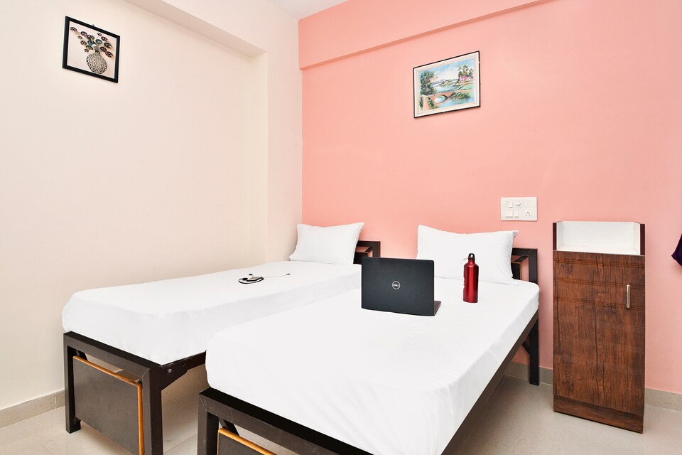 OYO LIFE BLR1485 Nr HSR Layout, Hosur Road Bangalore, Bangalore