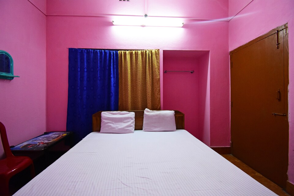 OYO 38731 Satyakam Guest House, Shantiniketan, Shantiniketan
