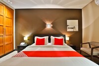 OYO 220 Day One Apartment & Motel