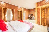 OYO 862 Derajat 4r Cottage Syariah