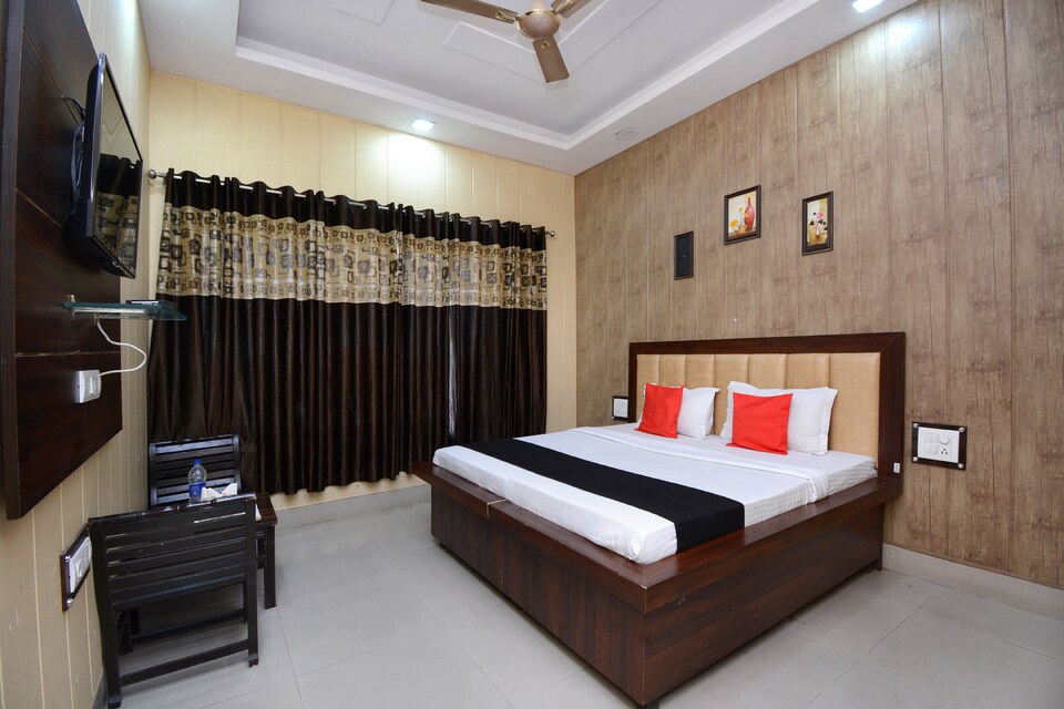 Capital O 38771 Hotel J7 International, Jalandhar, Jalandhar