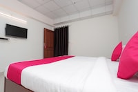 OYO Flagship 38792 Hotel Paras Tower