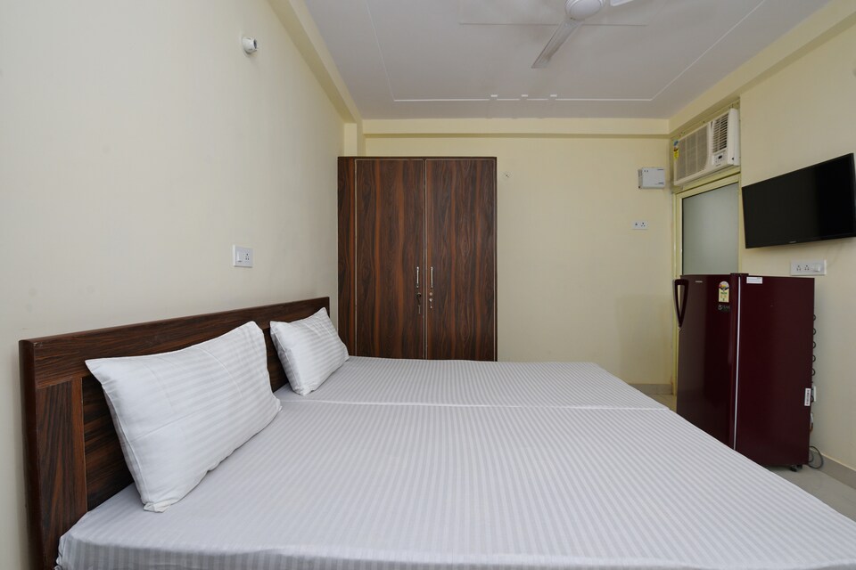 OYO LIFE GRG1426 Sector 50, Sohna Road, Gurgaon