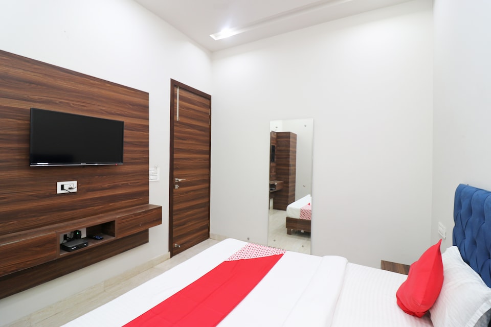 OYO Savoy Guest House, GT Road Panipat, Panipat