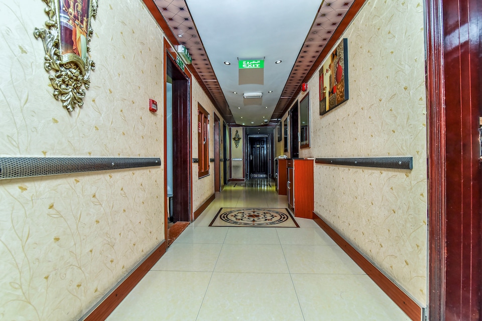 OYO 180 Evin Hotel, NAIF, Dubai