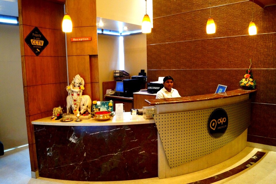 OYO Premium 015 Shivaji Nagar, Shivaji Nagar  Pune, Pune