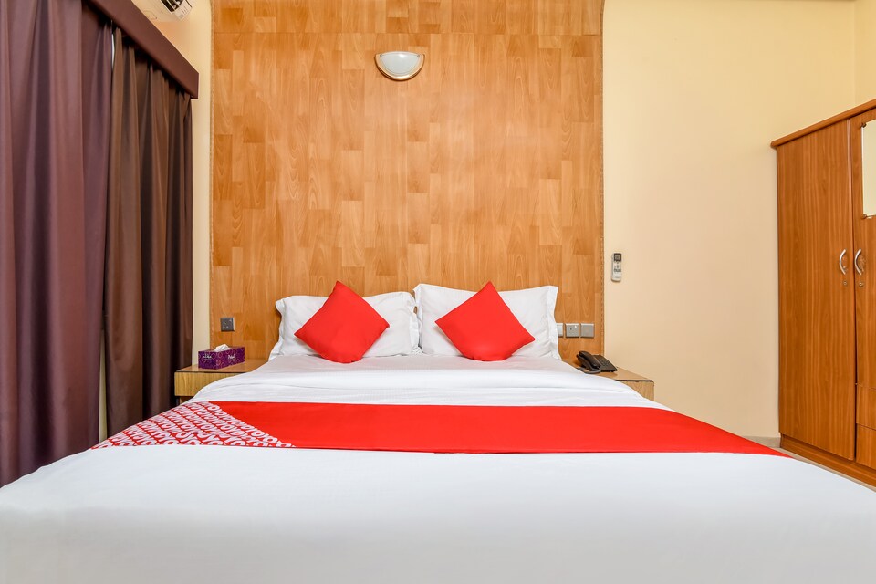 OYO 181 Royal Plaza Residence, SARUF, Fujairah