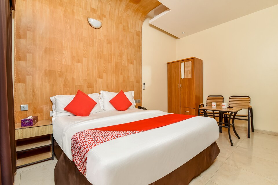 OYO 181 Royal Plaza Residence, SARUF, Fujairah