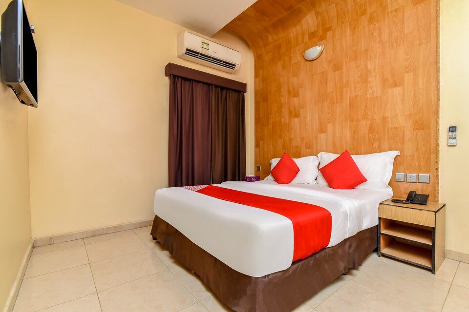 OYO 181 Royal Plaza Residence, SARUF, Fujairah