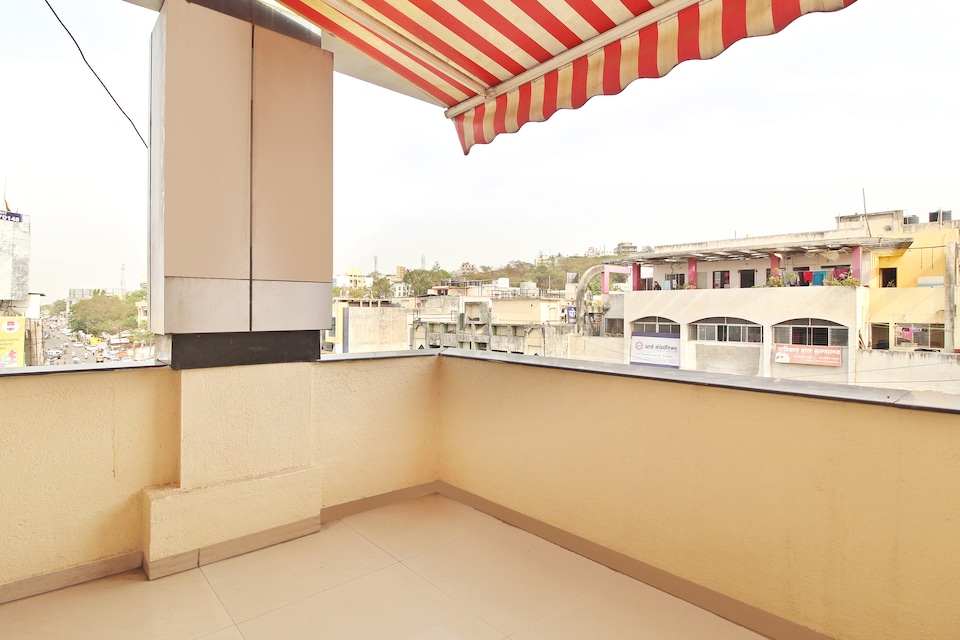 OYO 38849 Hotel Pooja Residency, Satara, Satara