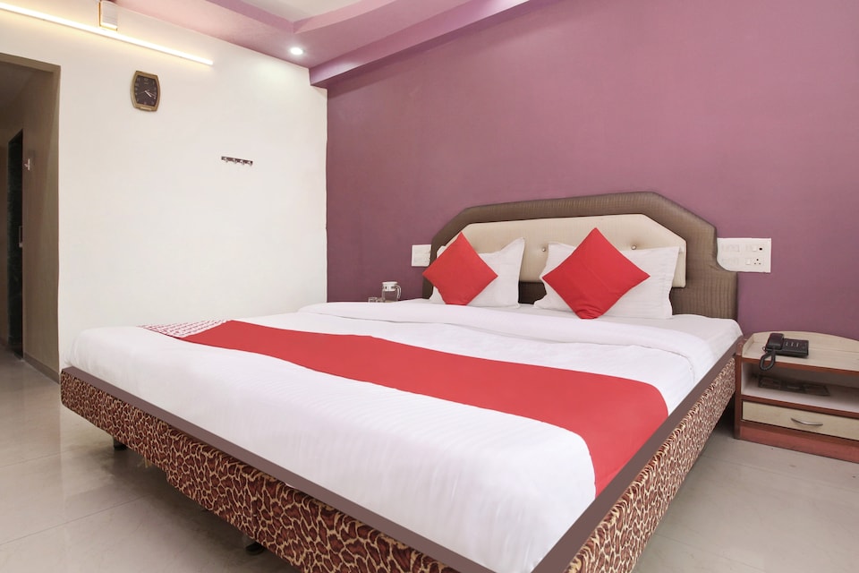 OYO 38849 Hotel Pooja Residency, Satara, Satara