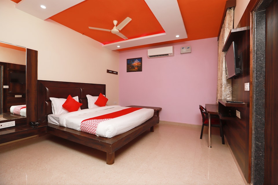 OYO 39309 Ram Krishan Home, City Centre, Gwalior