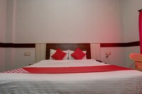 OYO 39325 The New Pepperland