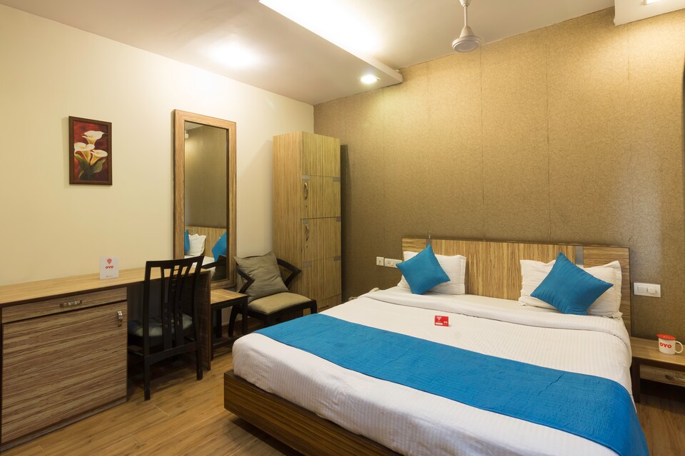 OYO 3719 White Castle, Huda 2, Gurgaon