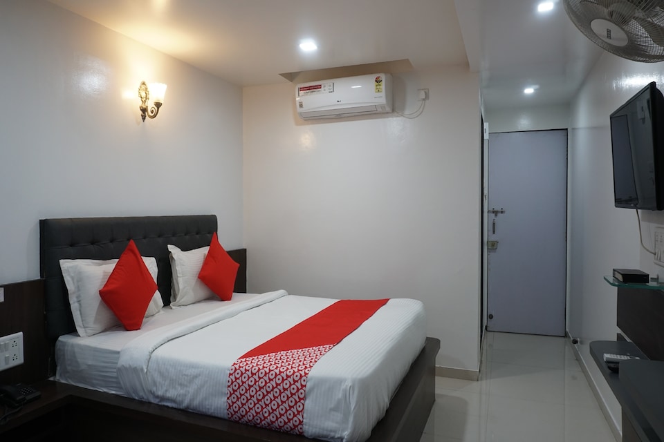 OYO 39333 Hotel Sheetal, Lonavala, Lonavala