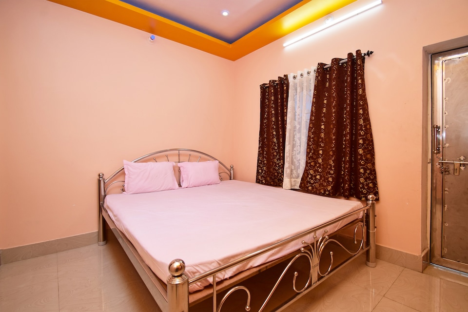 SPOT ON 39334 Hotel Debanshu, Bankura city, Bankura
