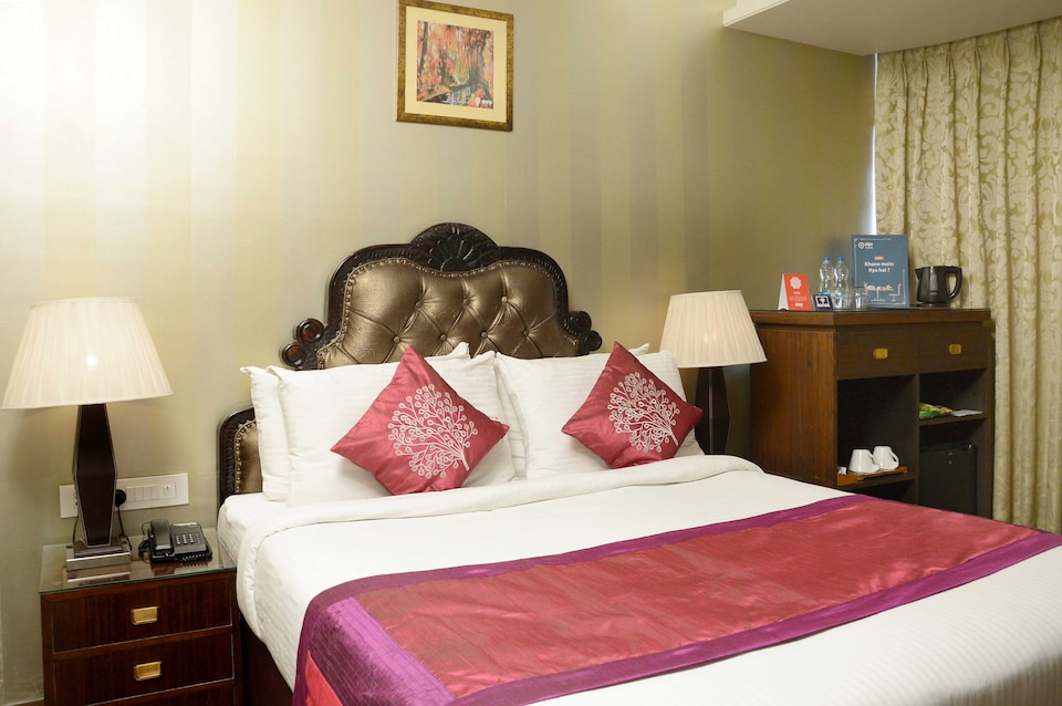 Collection O 3720 Hotel Golden Oak, C Scheme Jaipur, Jaipur